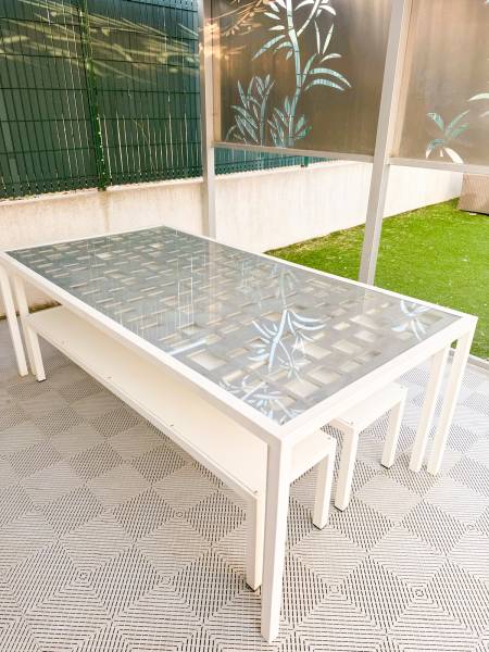table en metal pour terrasse à Marseille